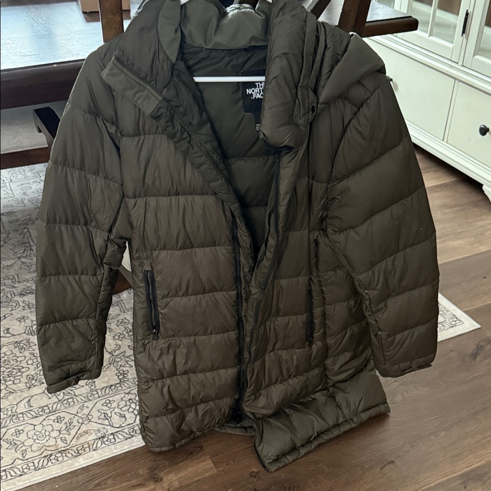 The North Face Dark Green Puffer Jacket size L